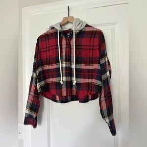 American Eagle cropped button down hooded flannel.